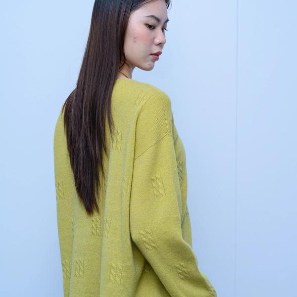 s032Lemon Yellow Textured V-Neck Knit Sweater 3