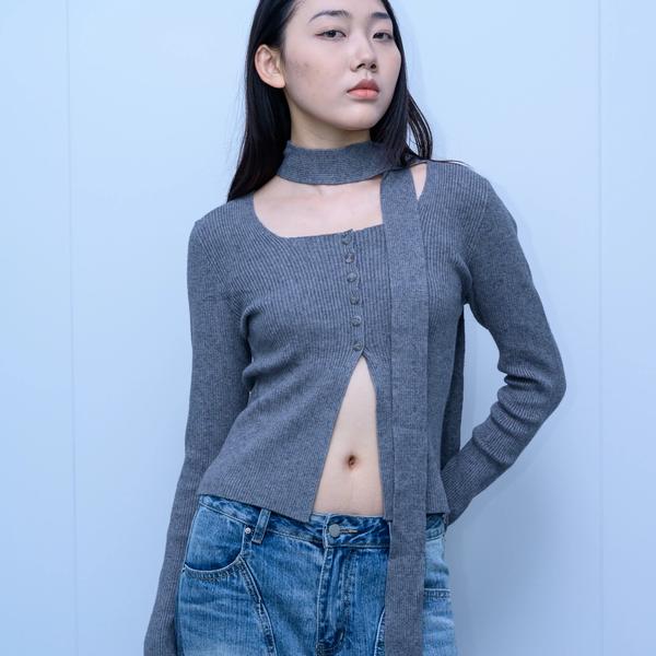 s050Misty Gray Choker Scarf Square Neck Knit Top 3