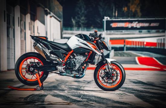 KTM 890 Duke R