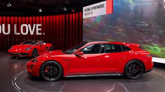 Taycan Sport Turismo Turbo S-image