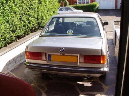 324 td E30