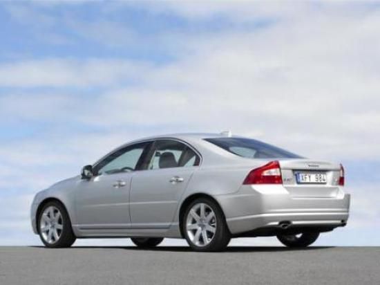 S 80 V8 AWD