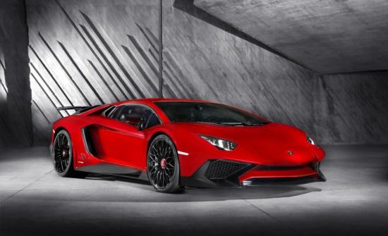 Aventador LP750-4 SV