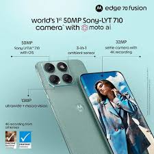 Motorola 70 Fusion view 3