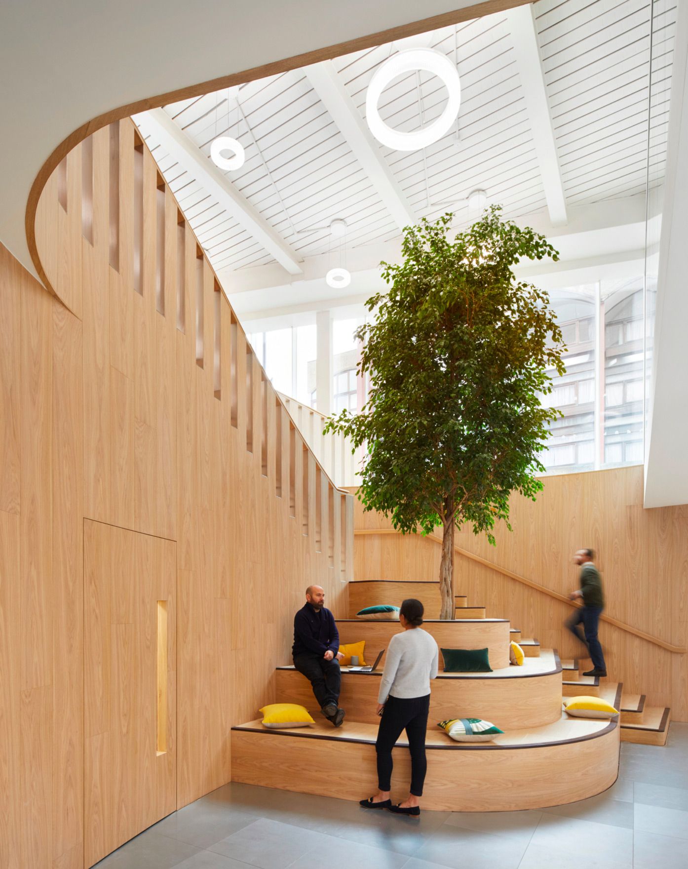 EverythingInBetween_Panagram_Interior_3