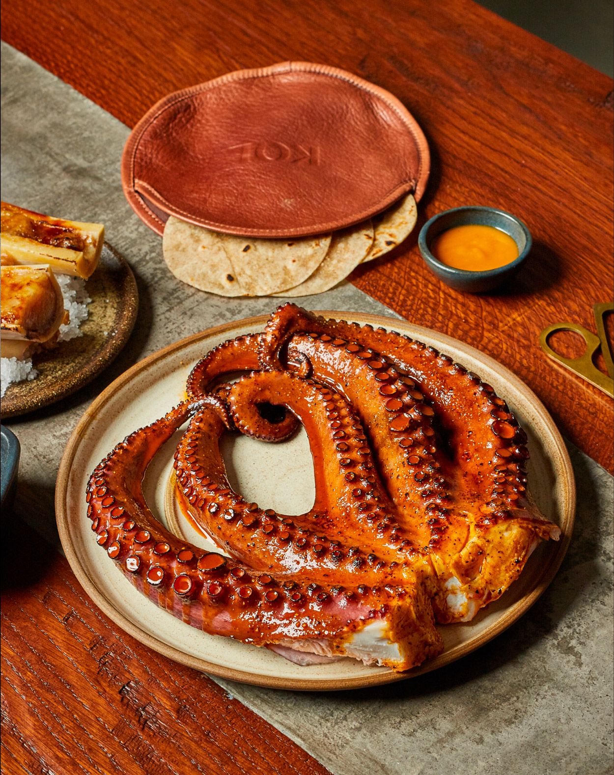 EverythingInBetween_Kol_Tableware_1