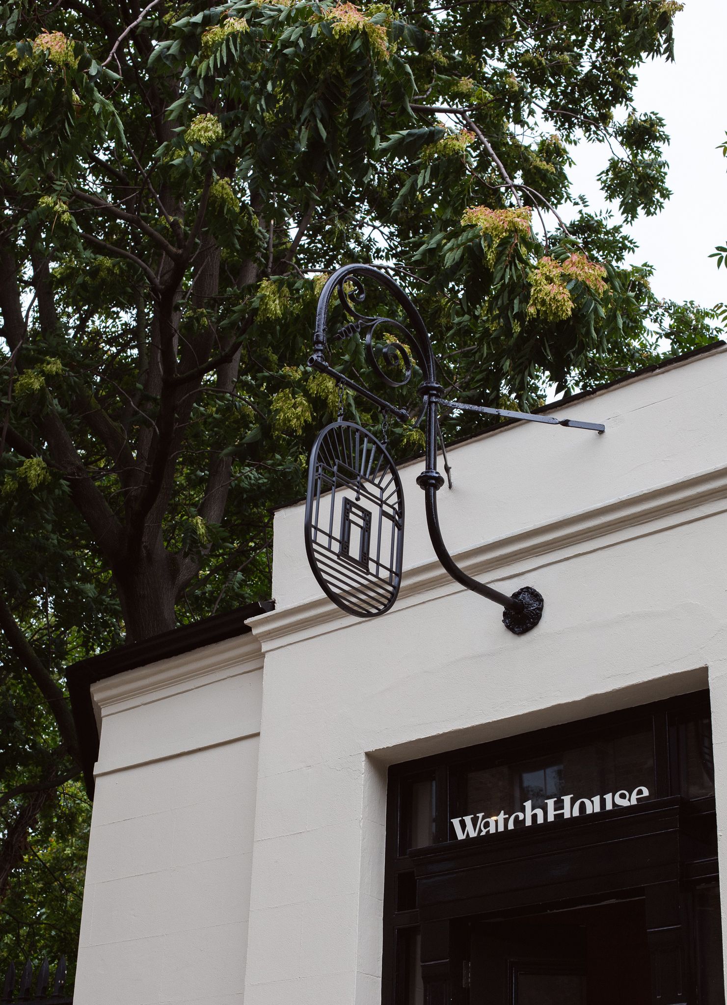 EverythingInBetween_WatchHouse_Signage_2