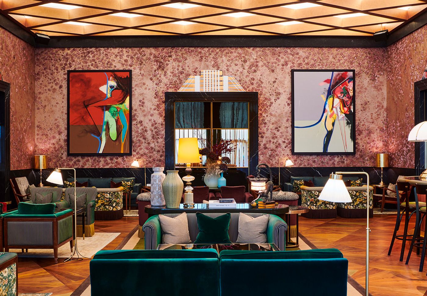 EverythingInBetween_TheArtsClub_Interior_12