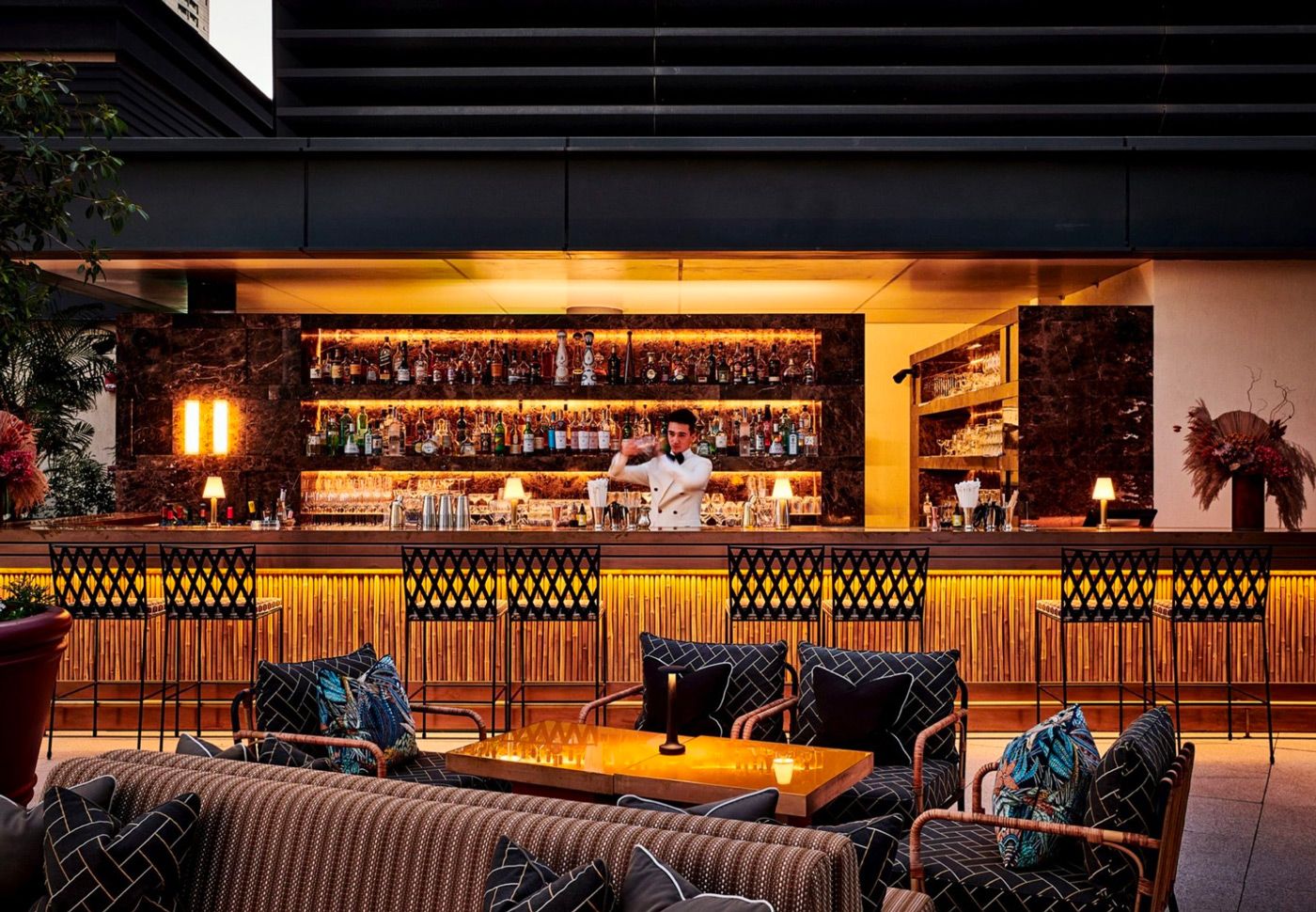 EverythingInBetween_TheArtsClub_Interior_11