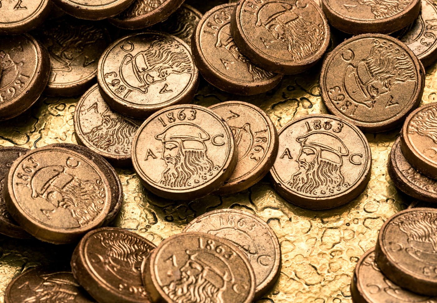 EverythingInBetween_TheArtsClub_Coins