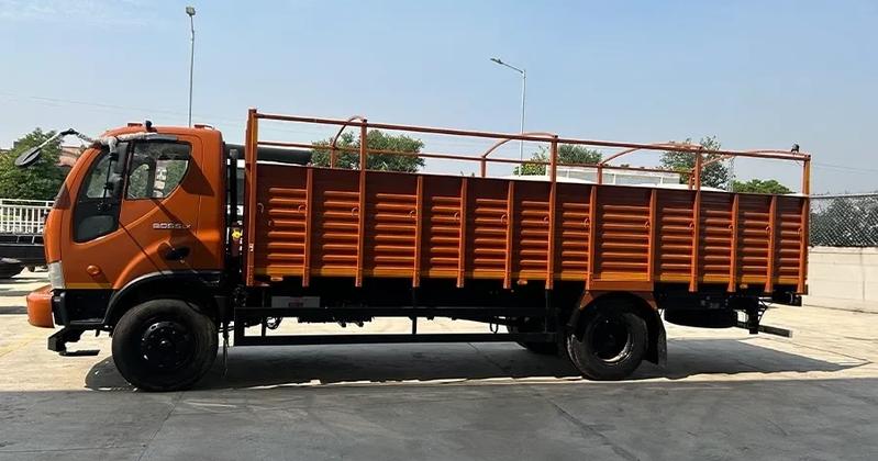 Eicher pro 319