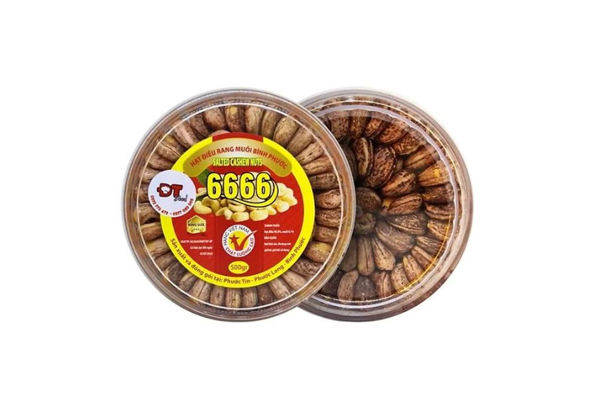 Xu hướng quà tặng hạt điều xếp hoa