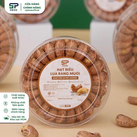 Hạt điều xếp hoa STP FOOD 250G – Lụa rang muối củi truyền thống, giòn thơm tự nhiên, làm quà biếu cao cấp
