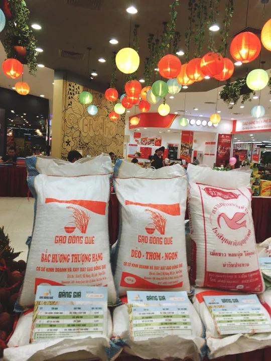Gạo nếp cái hoa vàng
