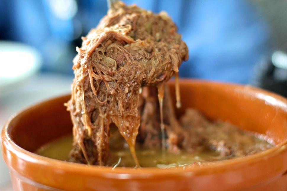 Barreado, prato típico de Morretes, PR