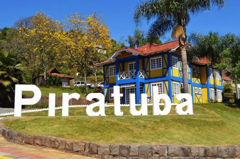 Letreiro de Piratuba