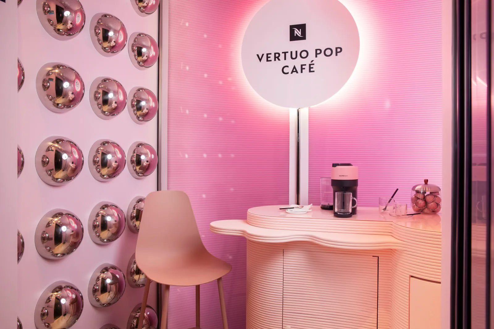 HOW TO CAPTIVATE AUDIENCES WITH IMMERSIVE BRAND ACTIVATIONS
