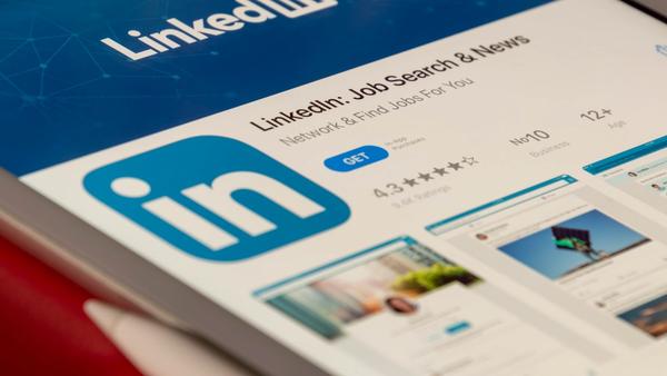 LinkedIn Automation Tool: The Complete Buyer's Guide for Scaling Outreach Safely