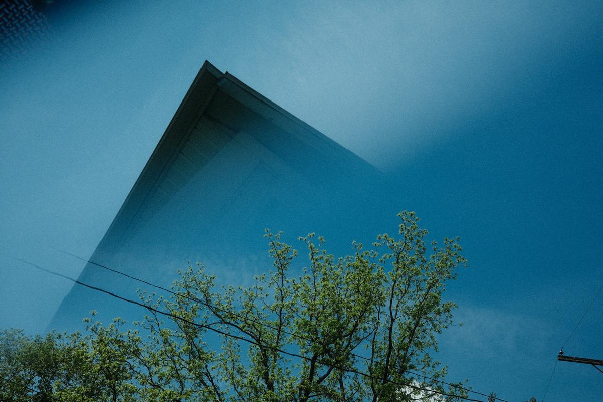 hint of the mountain