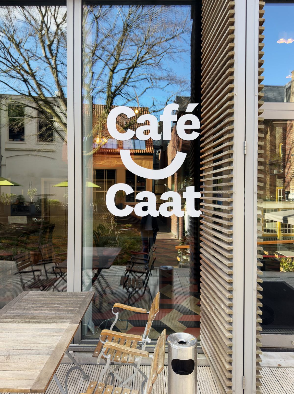 Cafe Caat 6