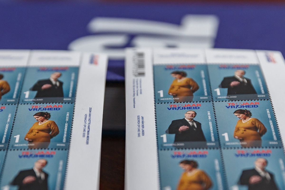 75 jaar vrijheid stamps