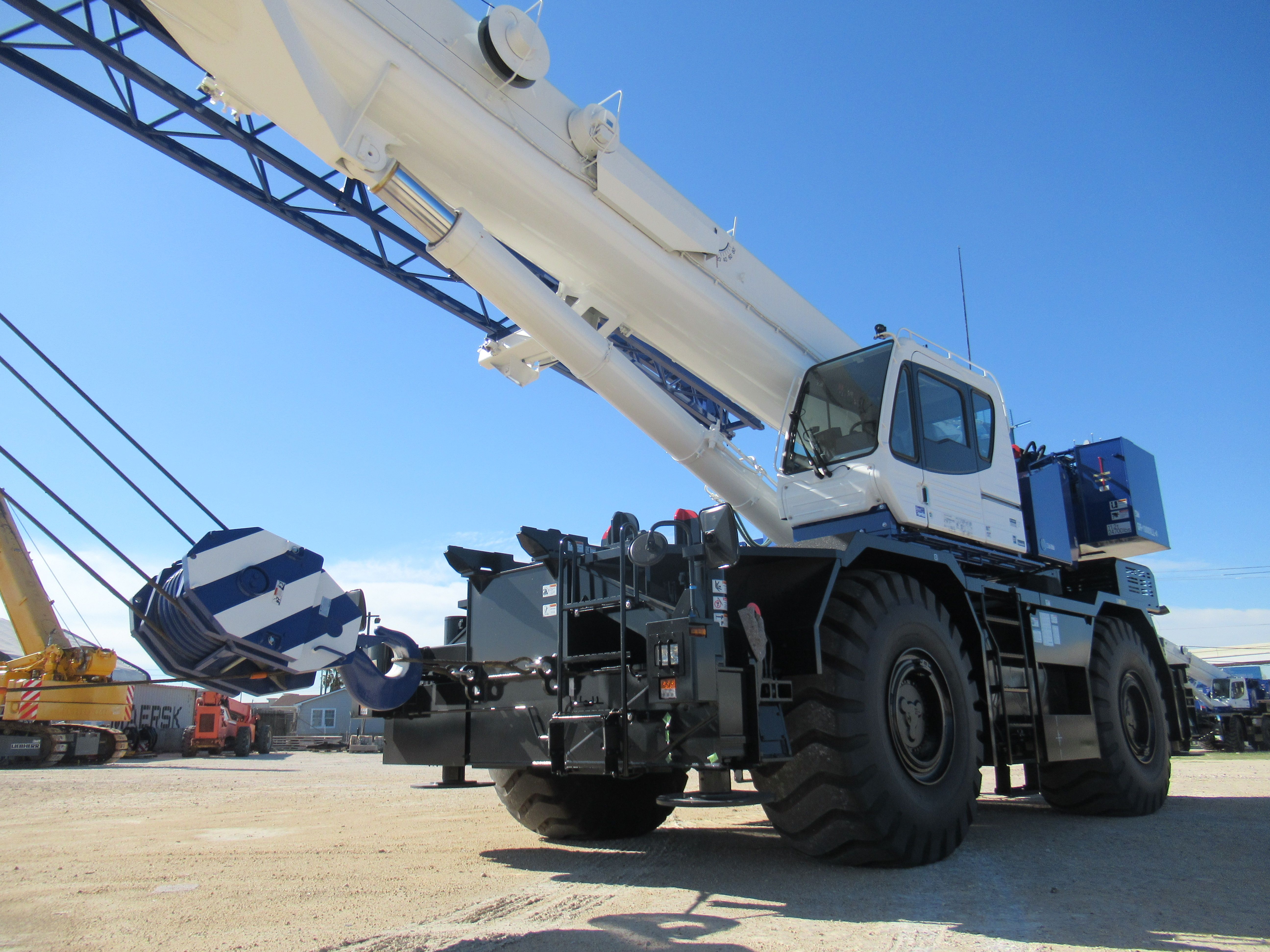 2026 100 US Ton Rough Terrain Crane | Tadano GR-1000XLL-4