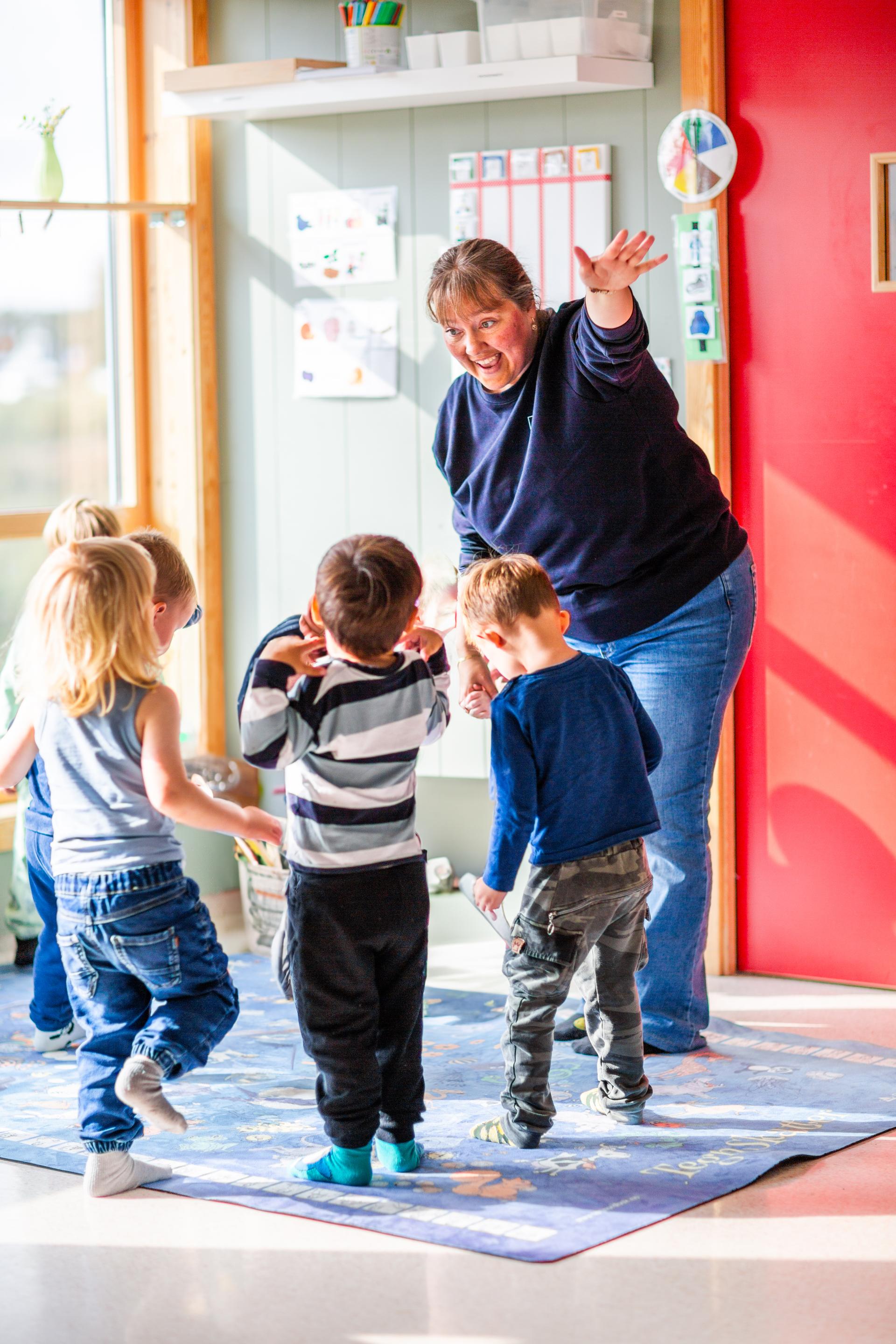 Samlingsstund i barnehagen.