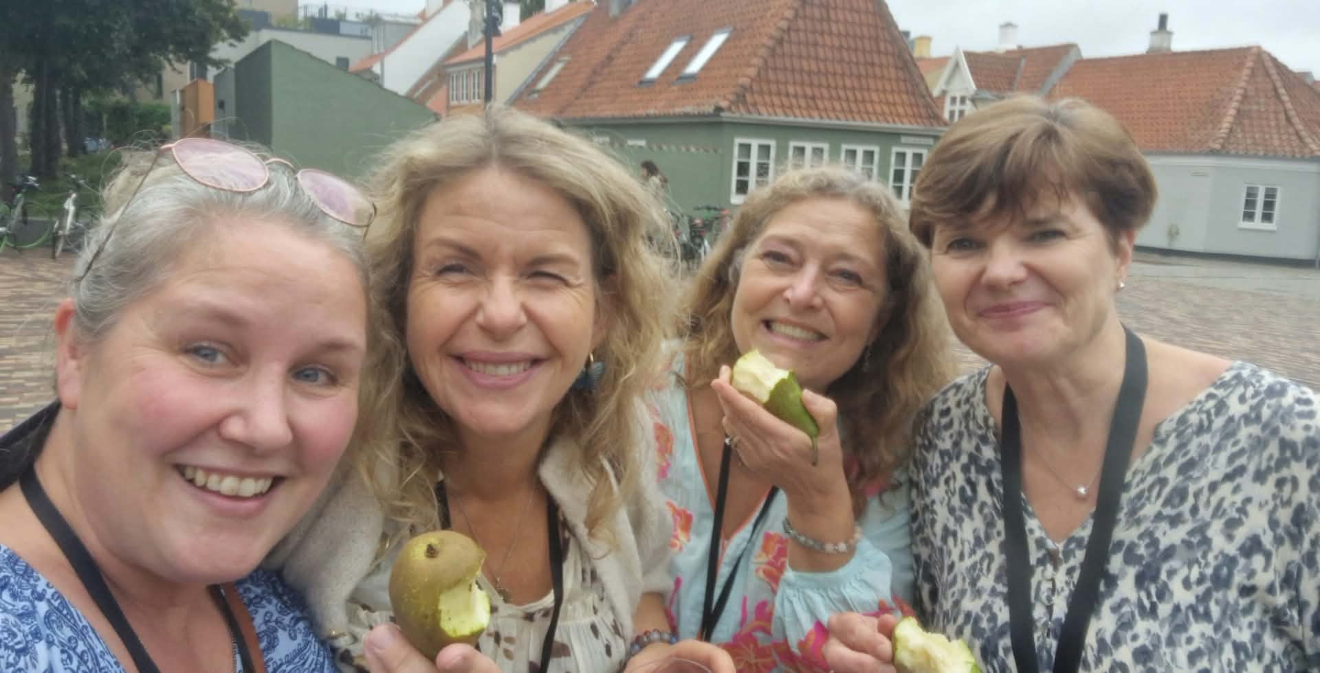 Bilde av fire Stavanger jenter