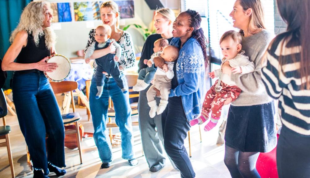 Dirri dam er en fin ringlek