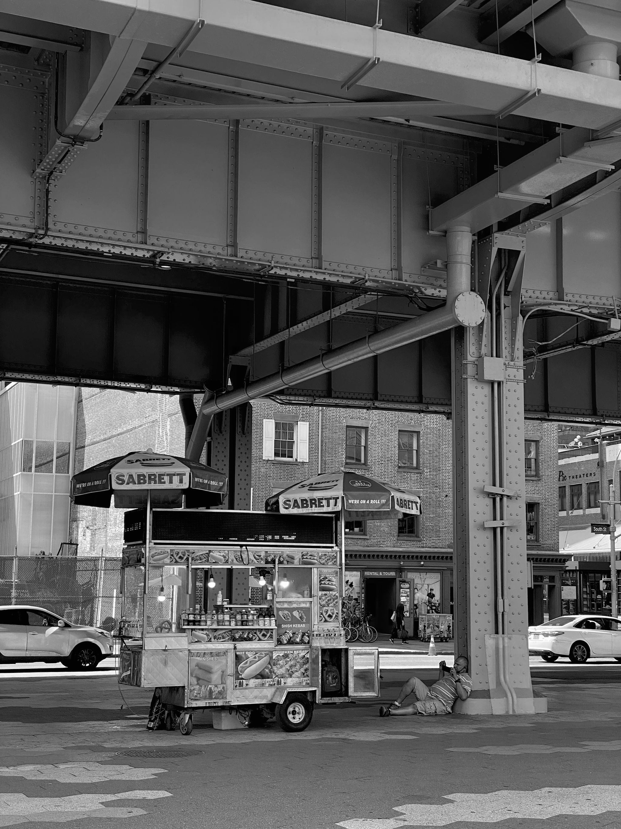 new-york-city-food-carts-maxwell-schiano-allships