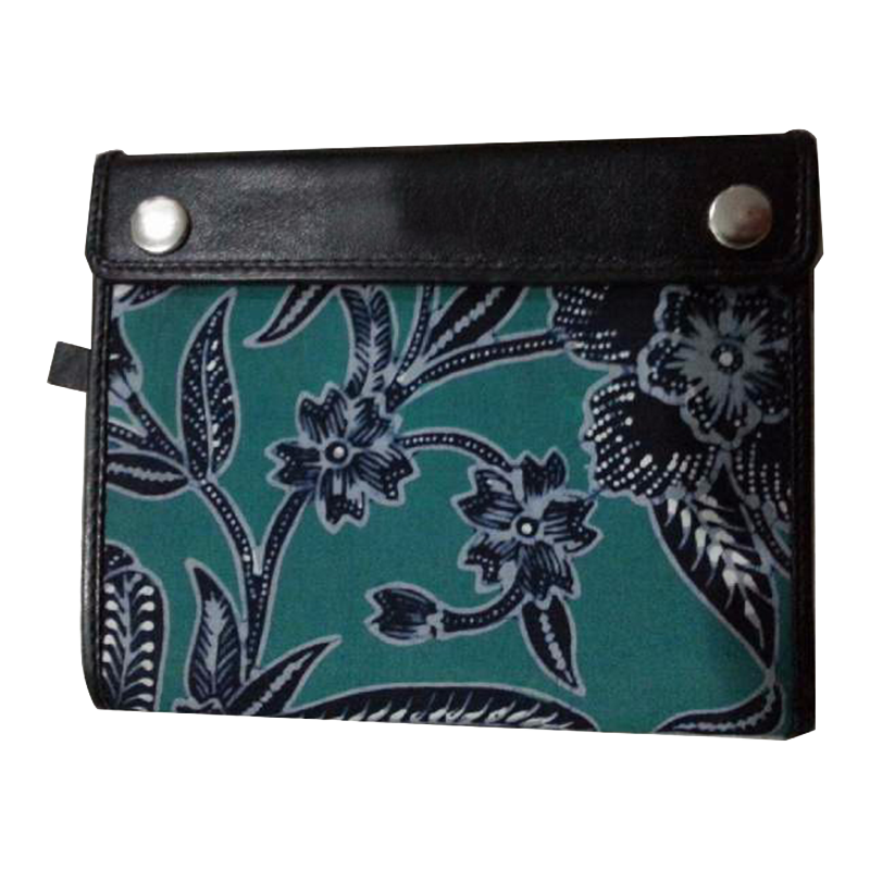 Souvenir Kantor - Batik Passport Wallet