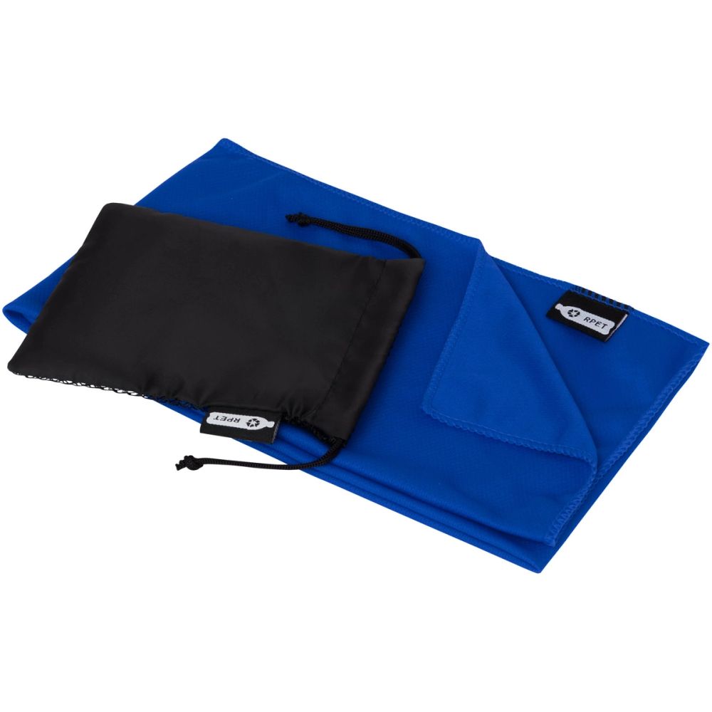 Serviette de sport rafraîchissante en PET recyclé Raquel avec pochette 80 x 30 cm — photo 1