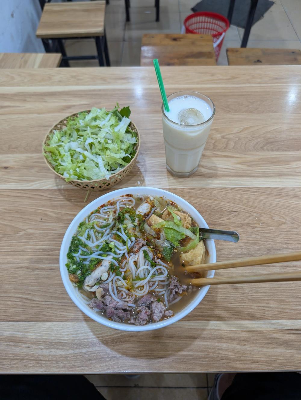Krabbensuppe / Bún riêu