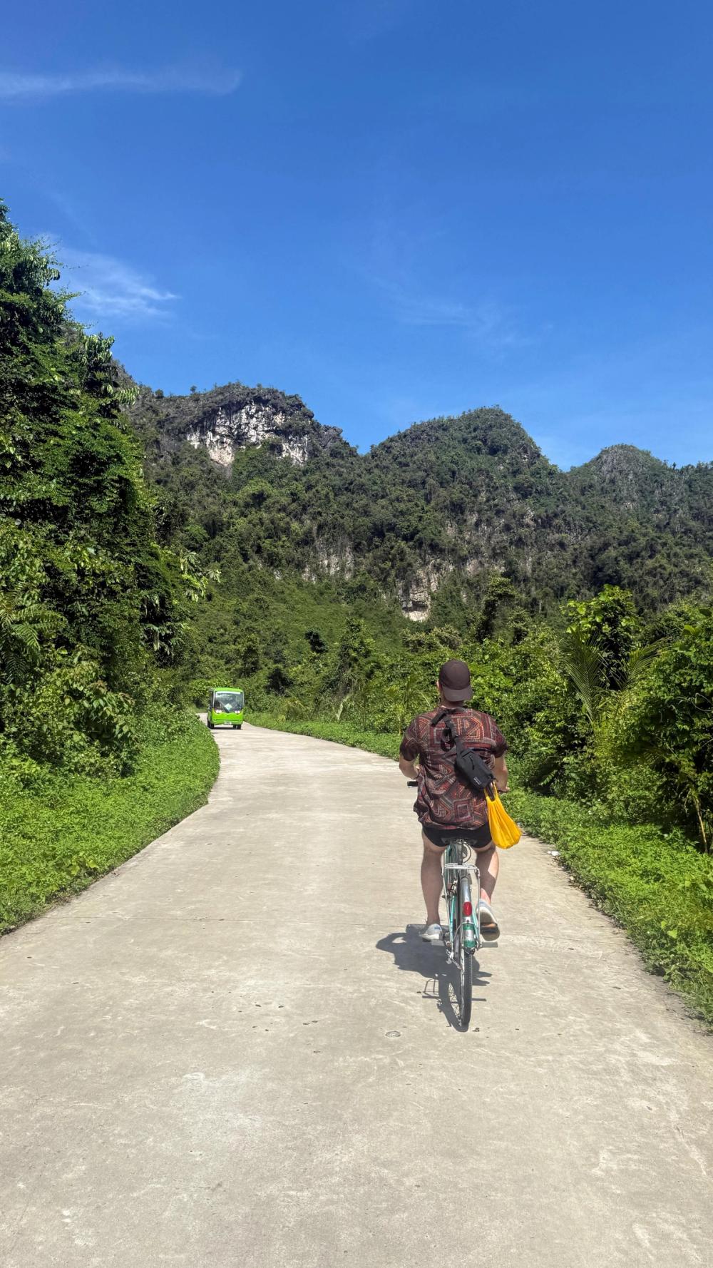 Bergroute, ich am Fahrrad
