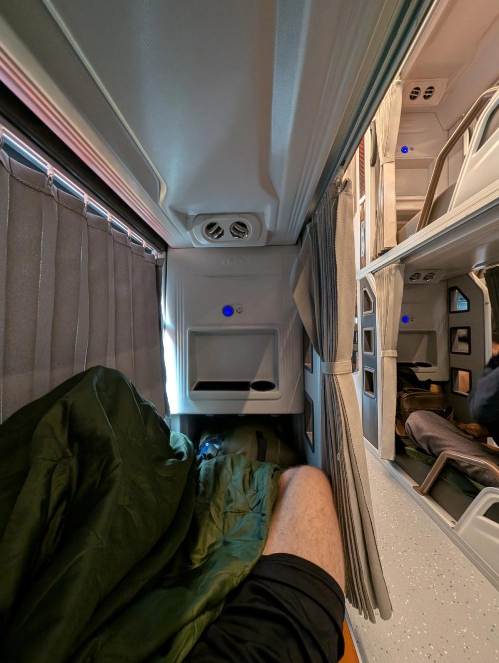 Mein Sitz-/Liegeplatz im Bus
