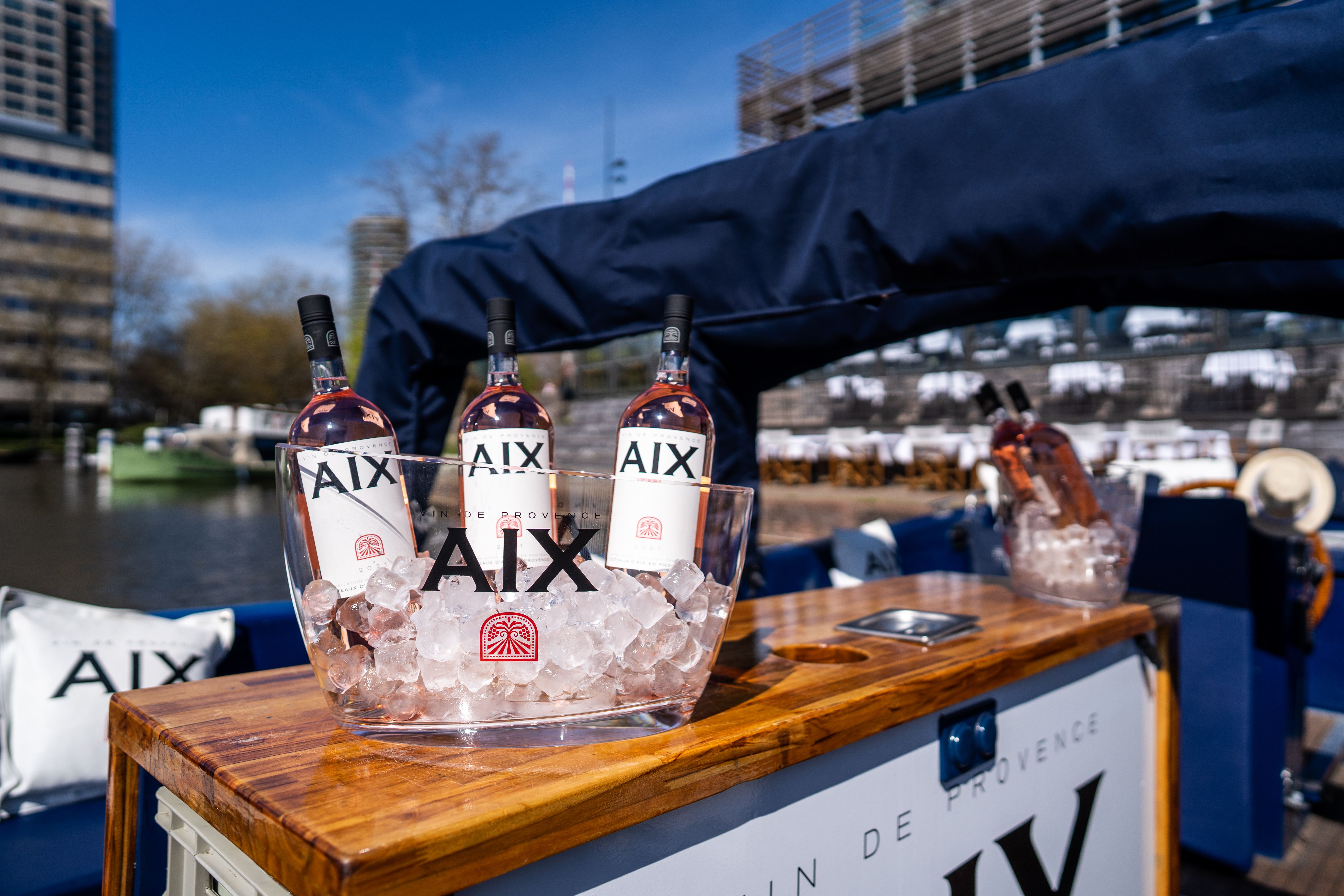 Floating AIXperience