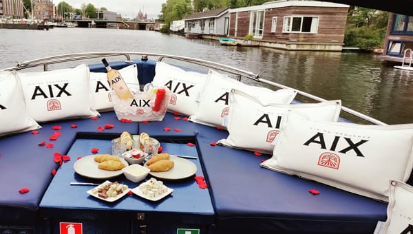 Waar opstappen voor een rondvaart Amsterdam?