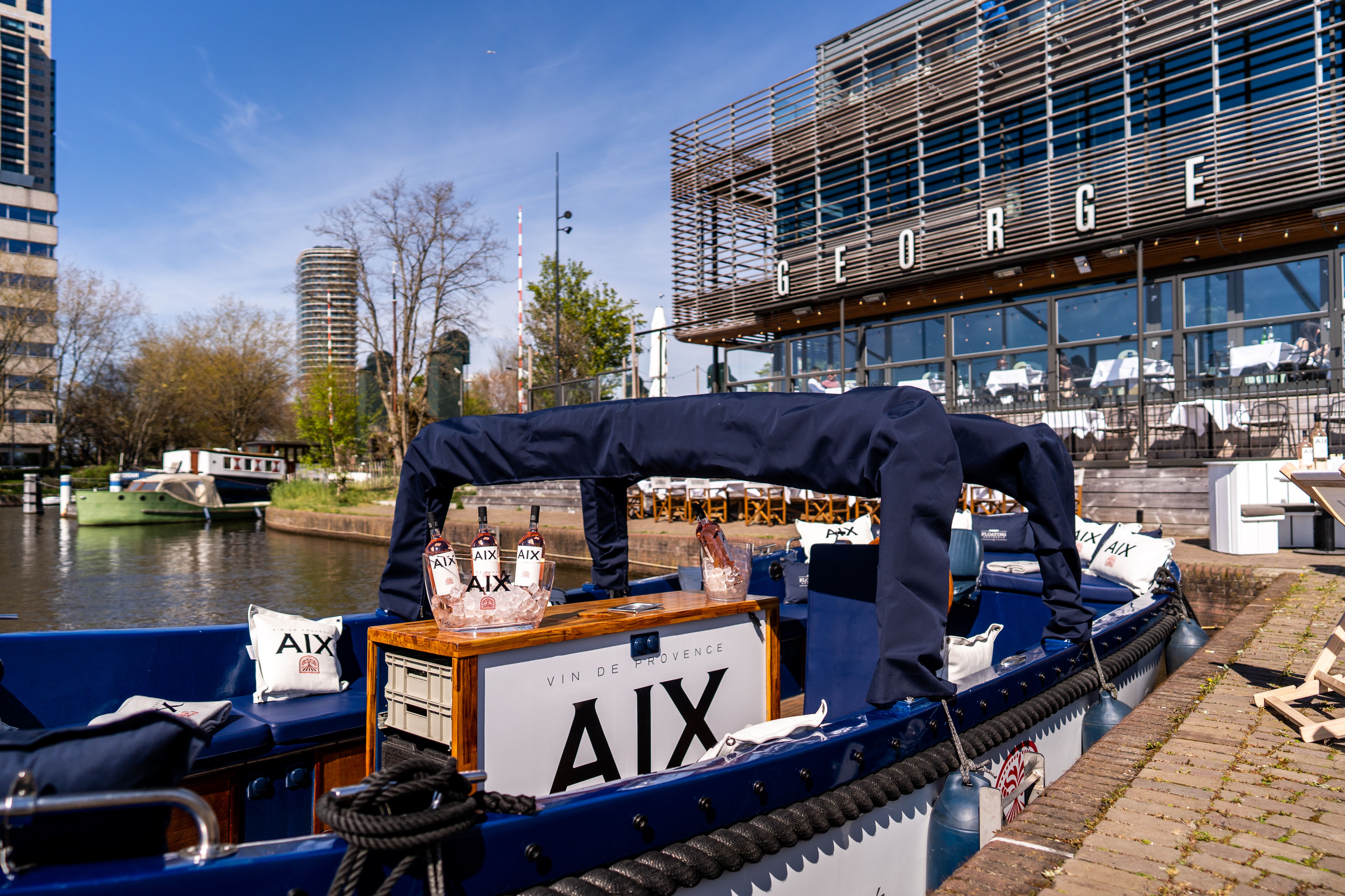 Floating AIXperience