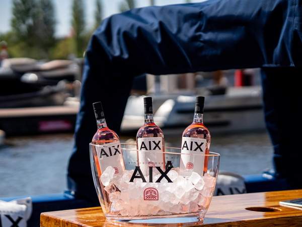 Floating AIXperience
