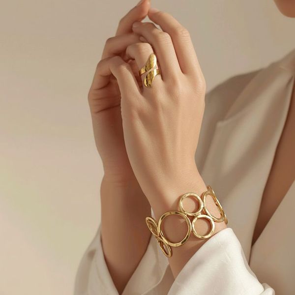 gold necklace