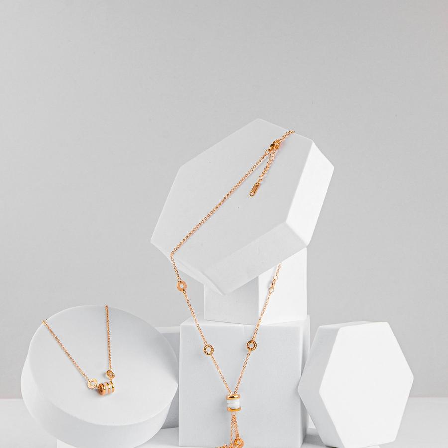 gold bangle