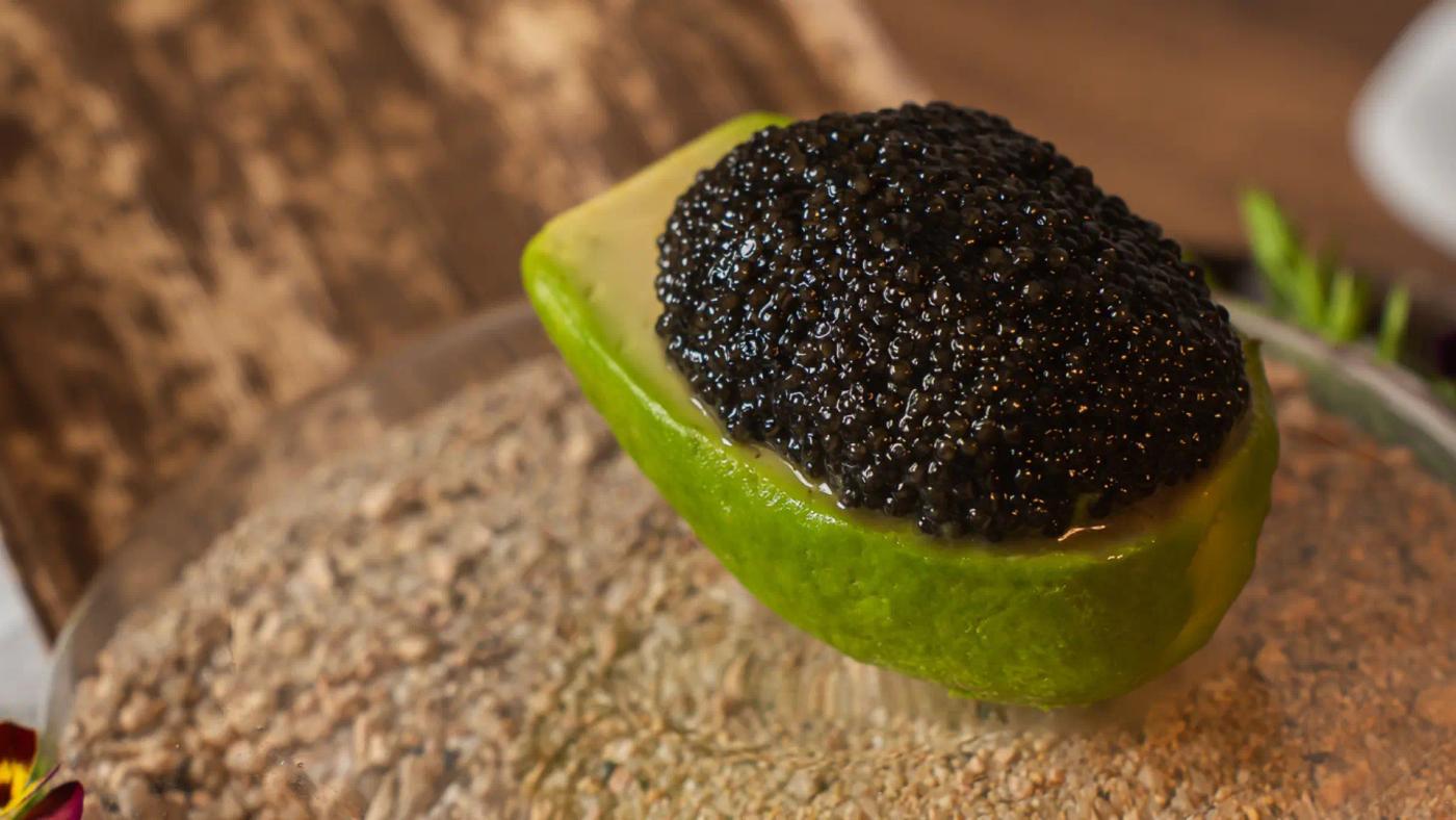 Caviar Baeri, el fruto más preciado del esturión siberiano
