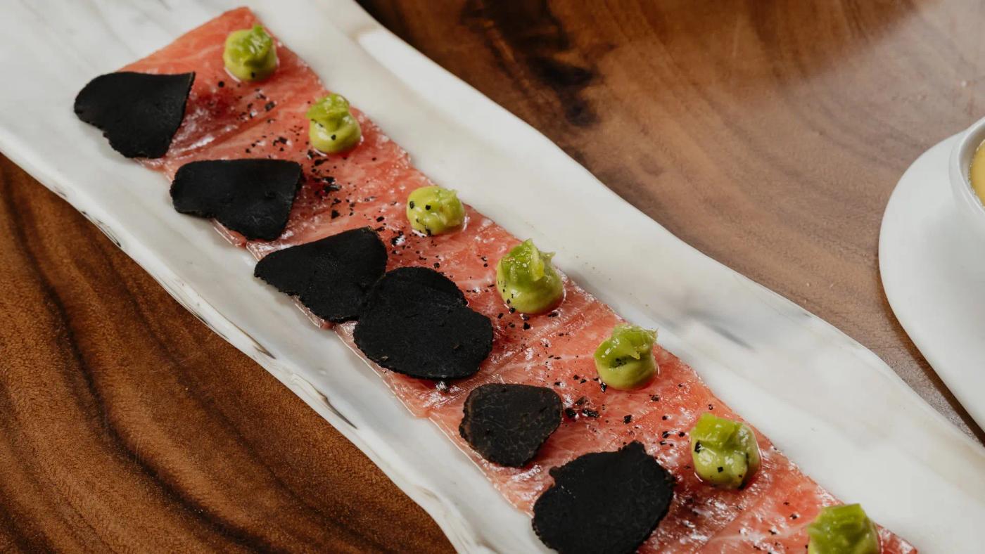 Truffle Bluefin tuna toro carpaccio at Arko, premium Japanese restaurant in Eixample Barcelona