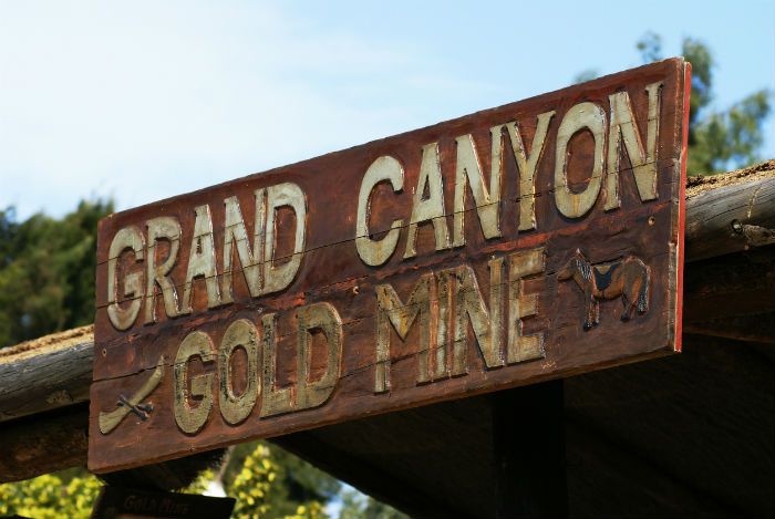 Grand Canyon Gold Mine Sign