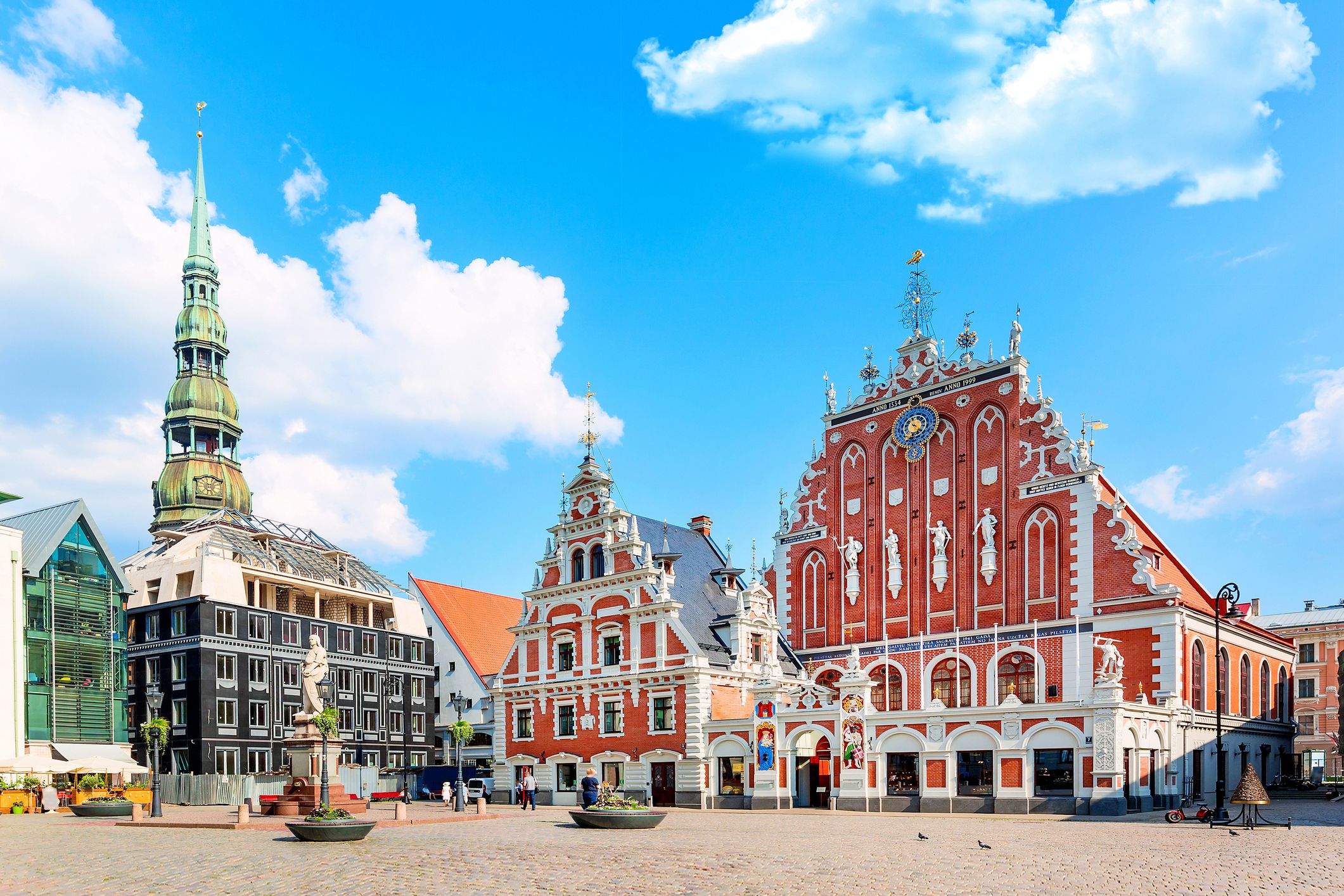 View of the Old Town Ratslaukums square in Riga city centre, Latvia