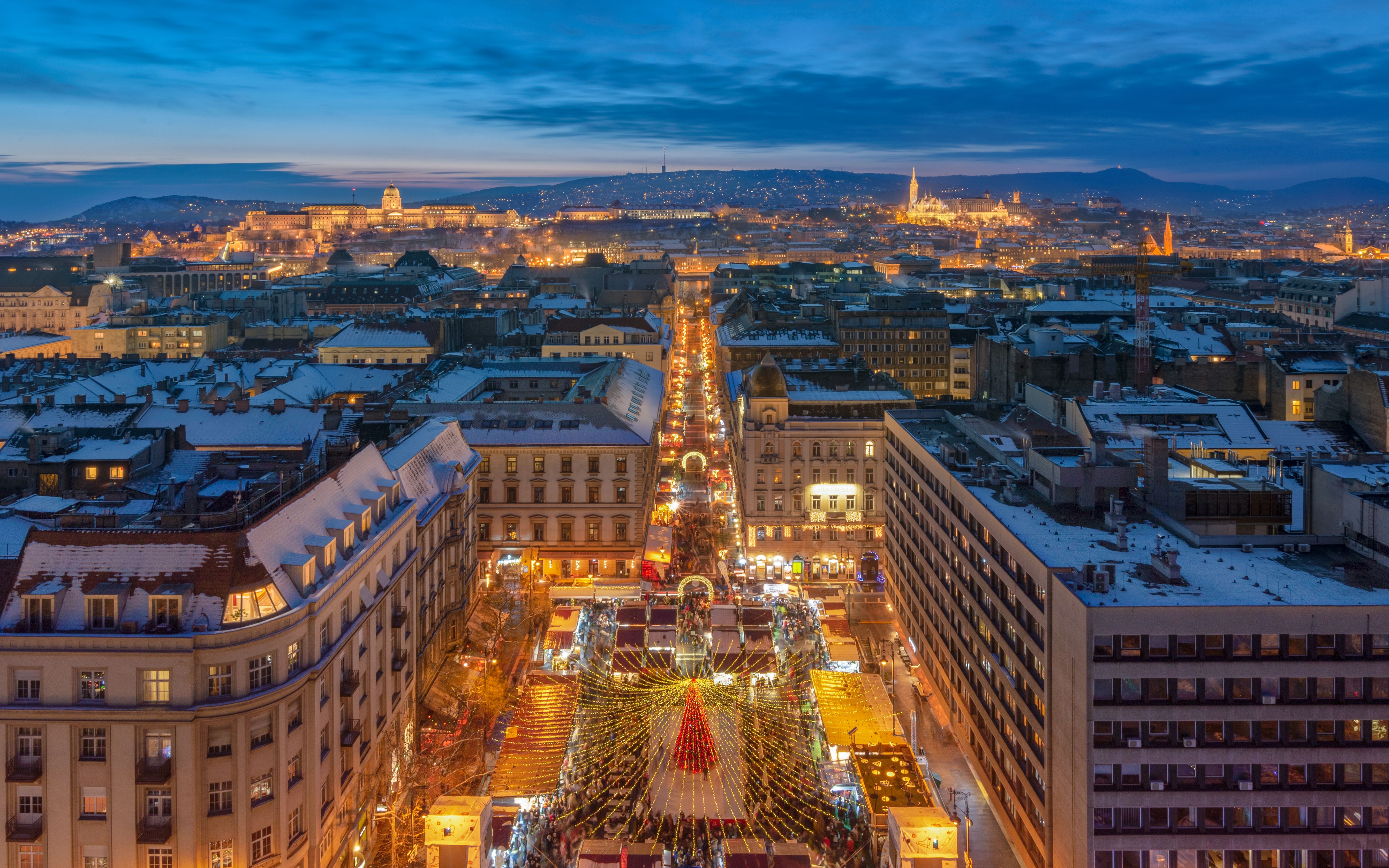 Aerial view of the Christmas market in front of St Stephen Basilica in Budapest.