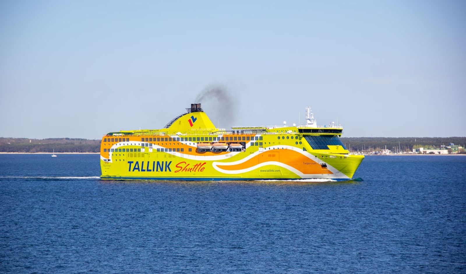 Ferri Tallink cruzando el Mar Báltico en la ruta Estocolmo-Tallin