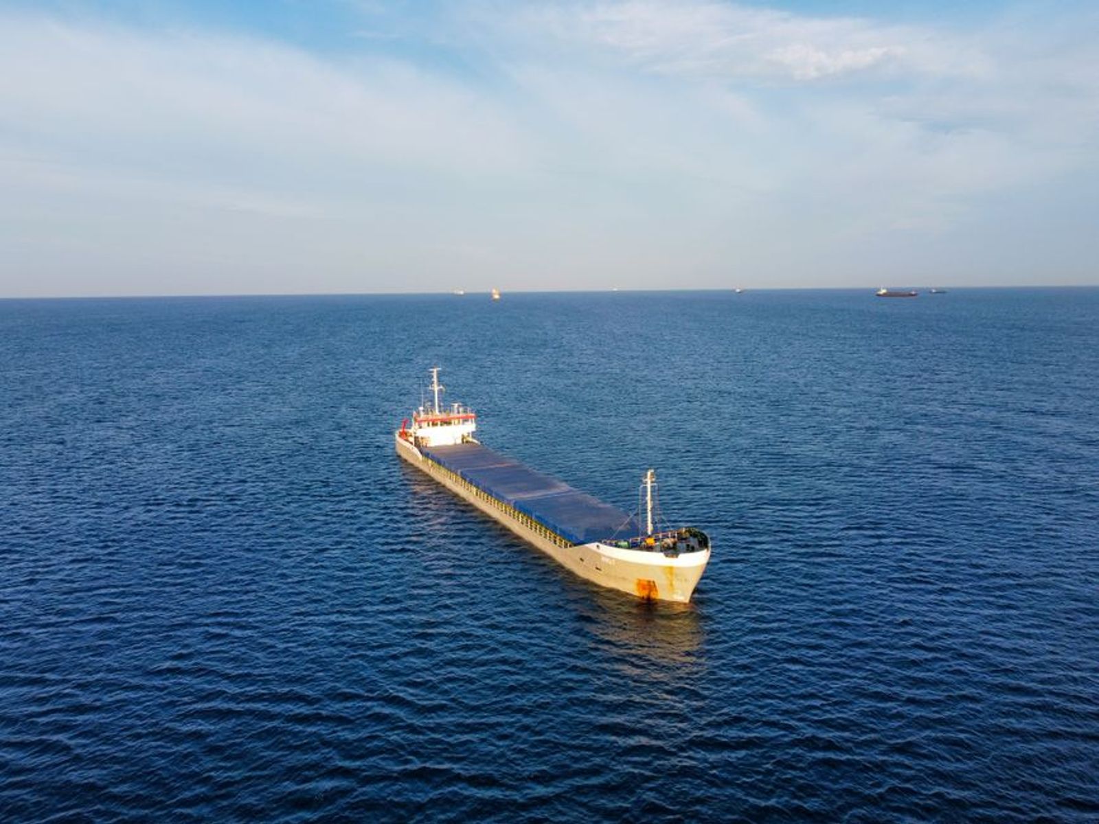 Executive Summary professional vessel facilities and passenger amenities