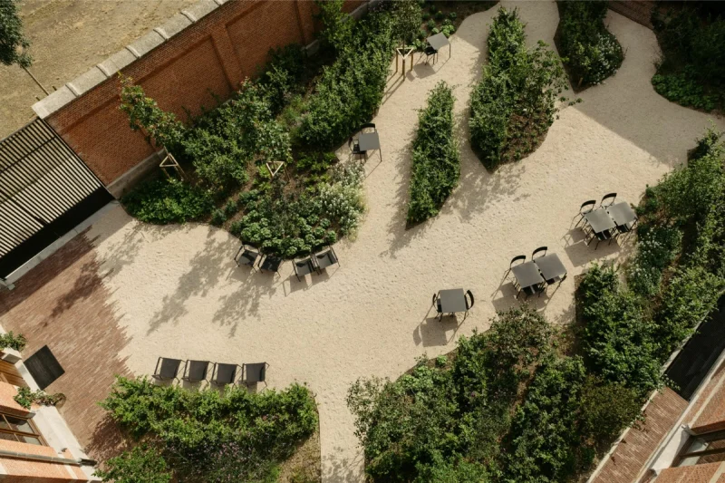 Unfolding Places Branding