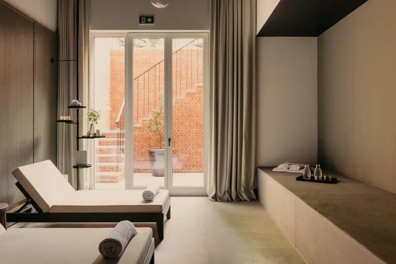 Unfolding Places Branding